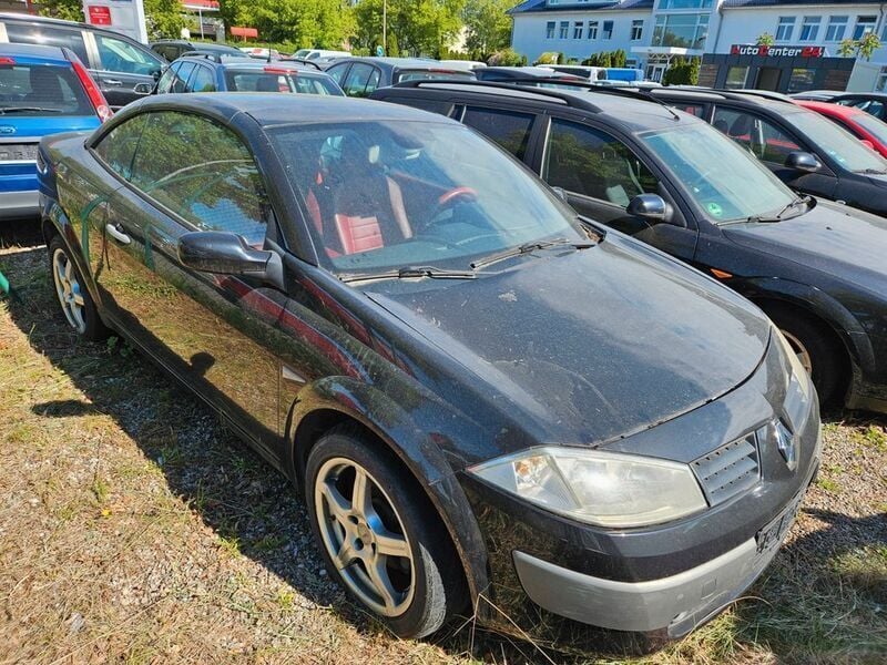 Gebraucht Renault Mégane Cabriolet Dynamique 113 PS (83 kW) 2005 Schwarz Cabrio