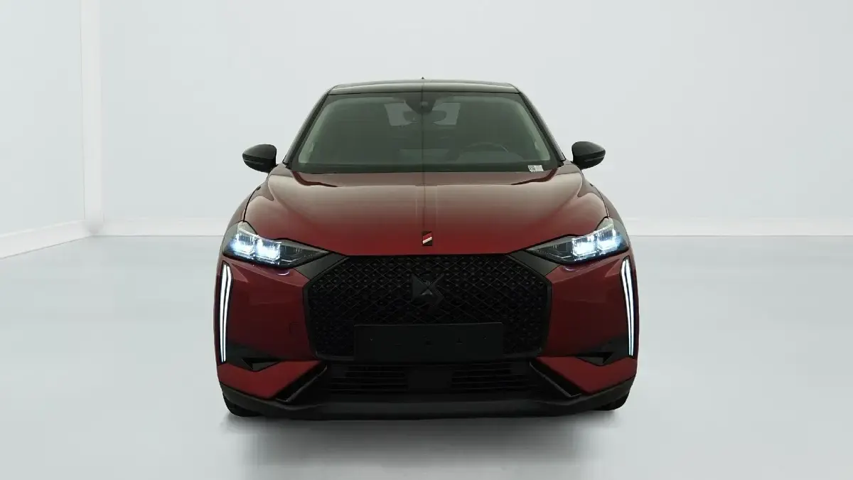 Gebraucht DS Automobiles DS3 Performance 101 PS (74 kW) 2024 (rouge diva toit noir) SUV