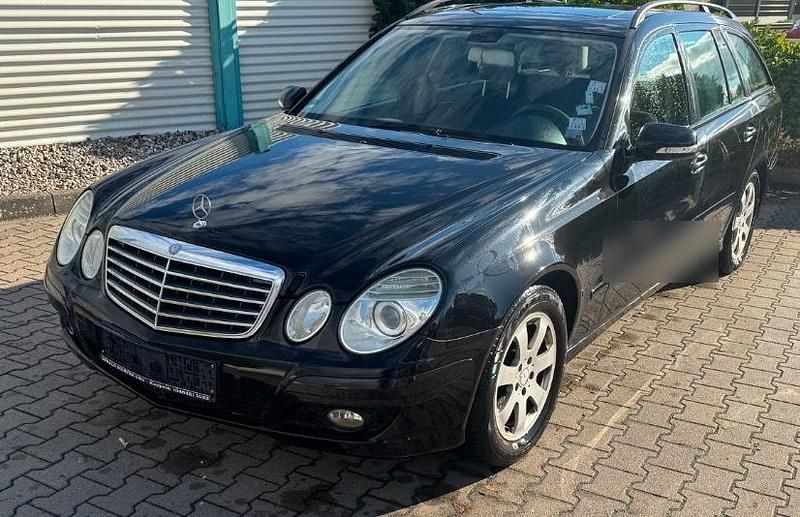 Schwarz Gebraucht 2008 Mercedes E220 Kombi | 3.800 € (Superpreis) - Bild 1/4