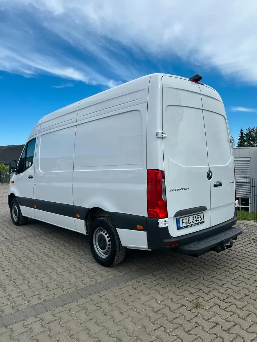 Occasion Mercedes Sprinter 170 ch (125 kW) 2024 Blanc Van