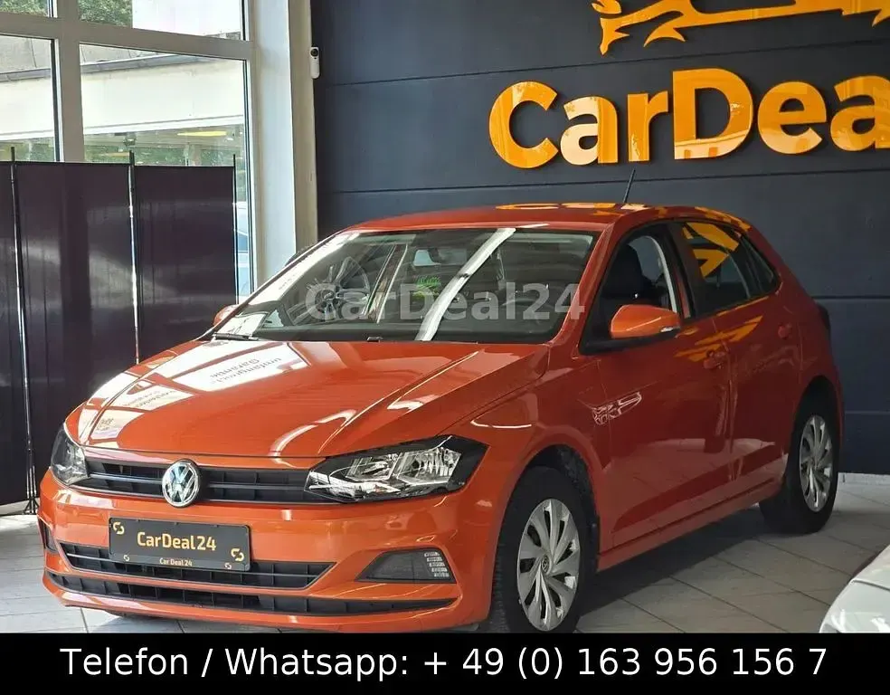 Gebraucht VW Polo Trendline 75 PS (55 kW) 2018 Orange Kleinwagen