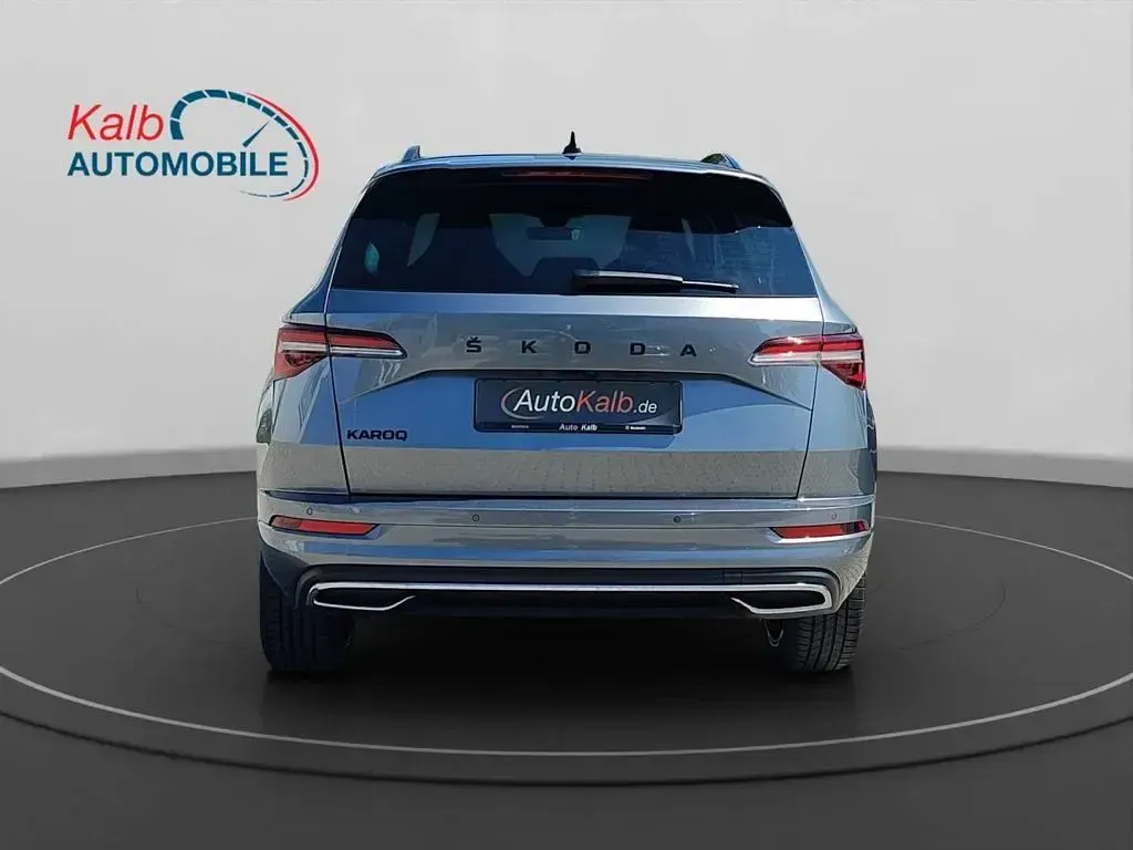 Gebraucht Skoda Karoq SportLine 150 PS (110 kW) 2022 Grau SUV