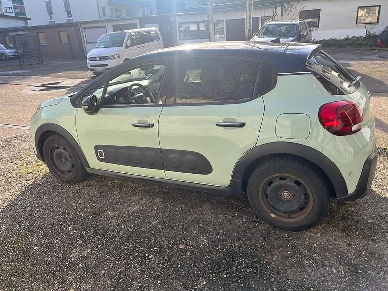 Gebraucht Citroën C3 110 PS (80 kW) 2018 Grün Kleinwagen