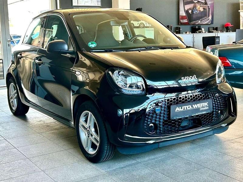 Gebraucht Smart ForFour Electric Drive 60 kW (82 PS) 2021 Schwarz Kleinwagen
