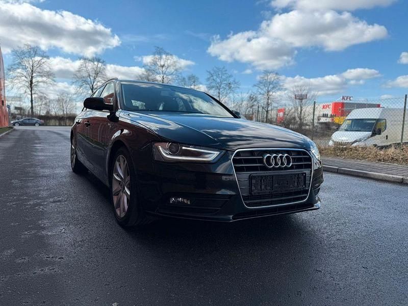 Gebraucht Audi A4 Ambition 170 PS (125 kW) 2012 Schwarz Kombi