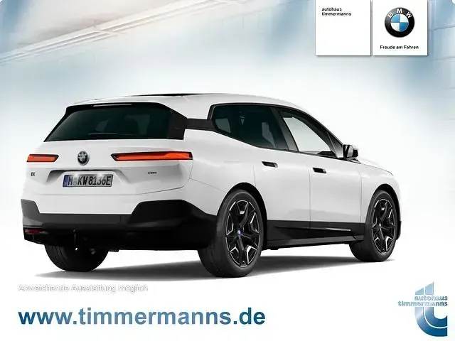 Gebraucht BMW iX Performance 384 kW (523 PS) 2024 Weiß SUV