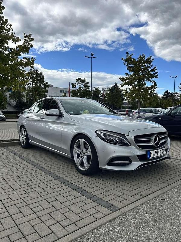 Gebraucht Mercedes C200 Avantgarde 184 PS (135 kW) 2015 Limousine