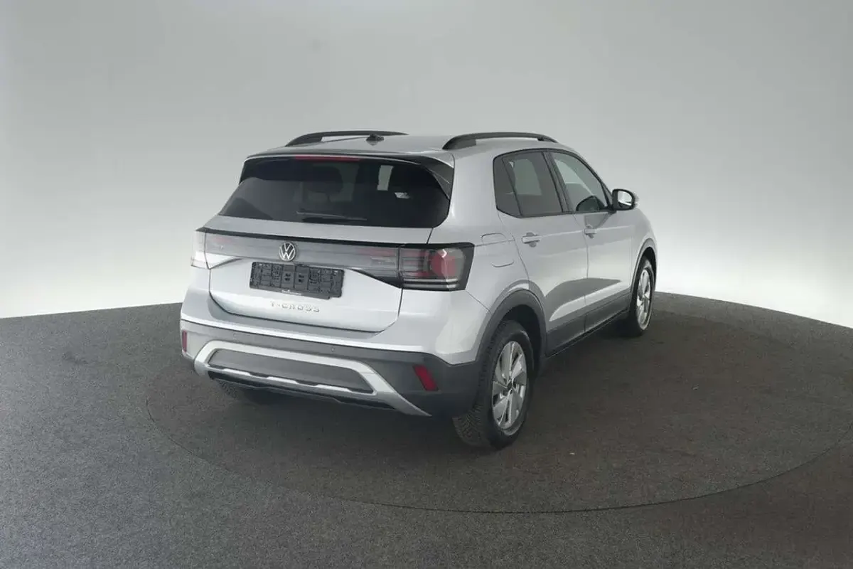 Gebraucht VW T-Cross Life 116 PS (85 kW) 2025 Silber SUV