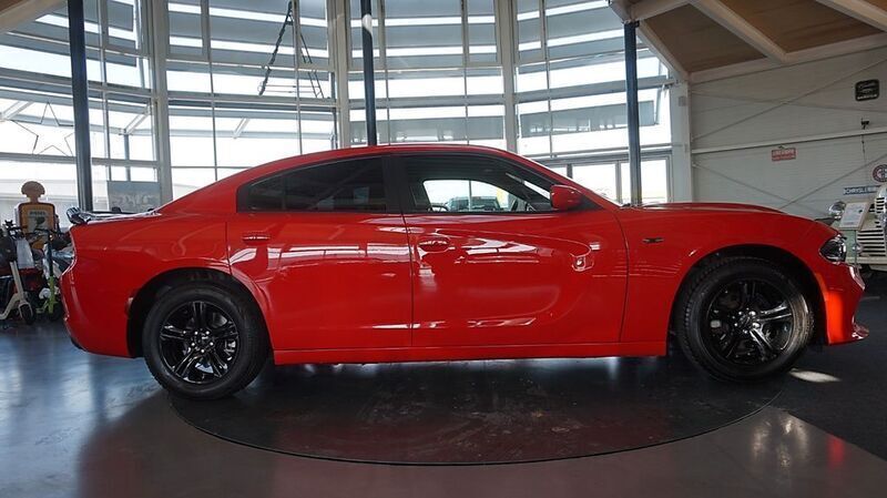 Gebraucht Dodge Charger 305 PS (224 kW) 2022 Rot Limousine