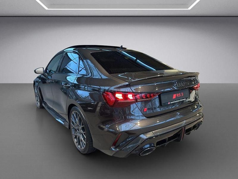 Neu Audi RS3 Sport 400 PS (294 kW) 2026 Individuallackierungen audi ex Limousine