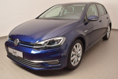 Blau metallic Gebraucht 2020 VW Golf VII Highline Limousine | 27.876 € - Bild 1/4
