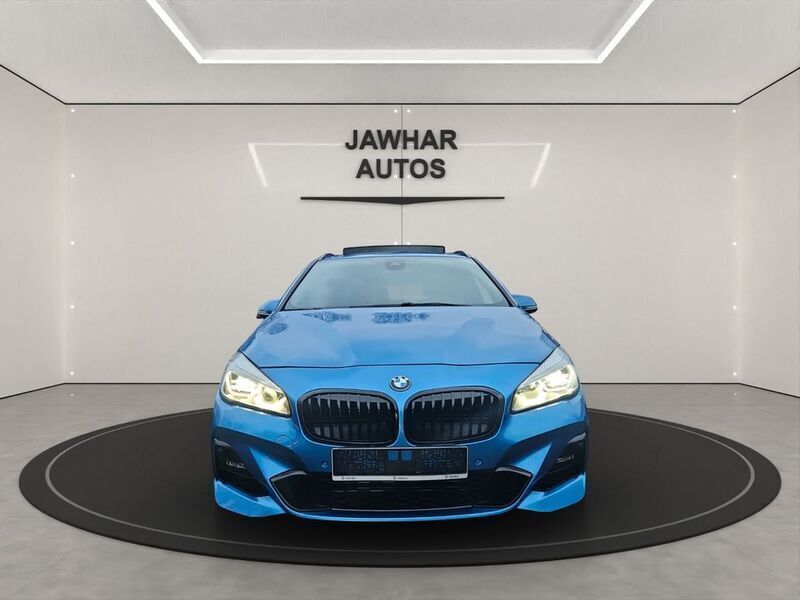 Blau Gebraucht 2020 BMW 220 Active Tourer M Sport Van / Kleinbus | 21.990 € (Fairer Preis) - Bild 1/4