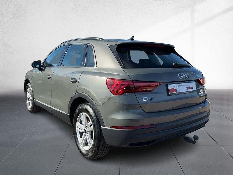 Gebraucht Audi Q3 Performance 245 PS (180 kW) 2022 Chronosgrau metallic SUV