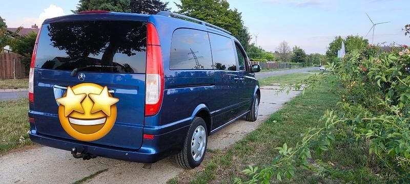 Blau Gebraucht 2007 Mercedes Viano Van / Kleinbus | 12.500 € - Bild 1/4