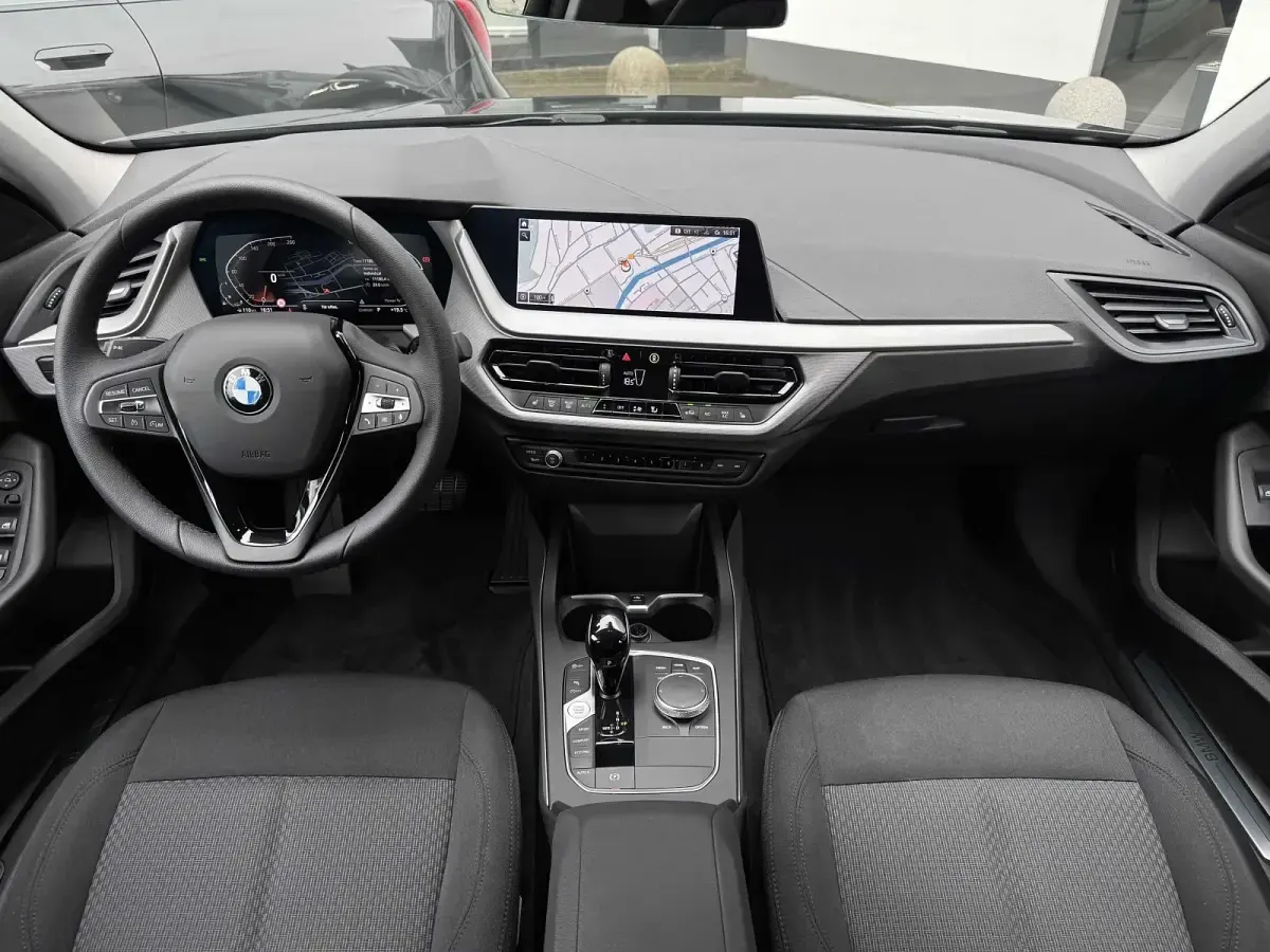 Gebraucht BMW 116 Advantage 116 PS (85 kW) 2023 Schwarz Kleinwagen