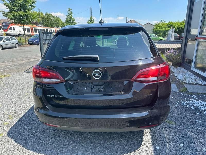 Gebraucht Opel Astra 110 PS (80 kW) 2020 Schwarz Kombi