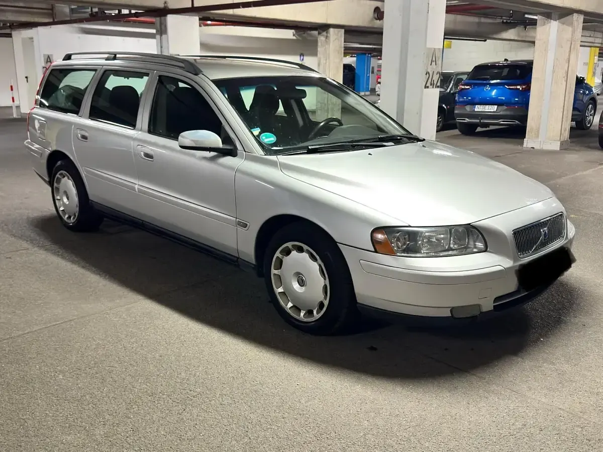 Gebraucht Volvo V70 163 PS (119 kW) 2005 Silber Kombi