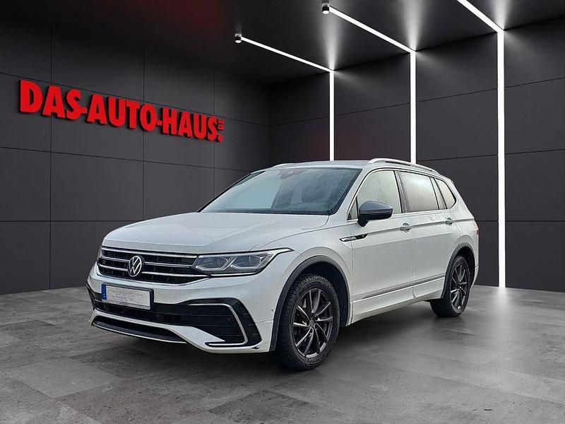 Weiß Gebraucht 2022 VW Tiguan Allspace R-line SUV | 27.400 € (Fairer Preis) - Bild 1/4