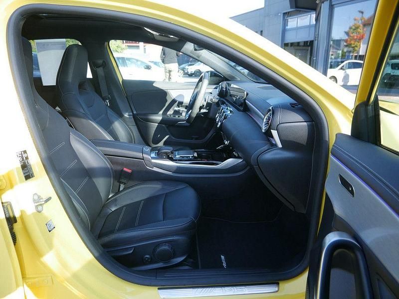 Gebraucht Mercedes A45 AMG AMG 421 PS (309 kW) 2022 Gelb Limousine