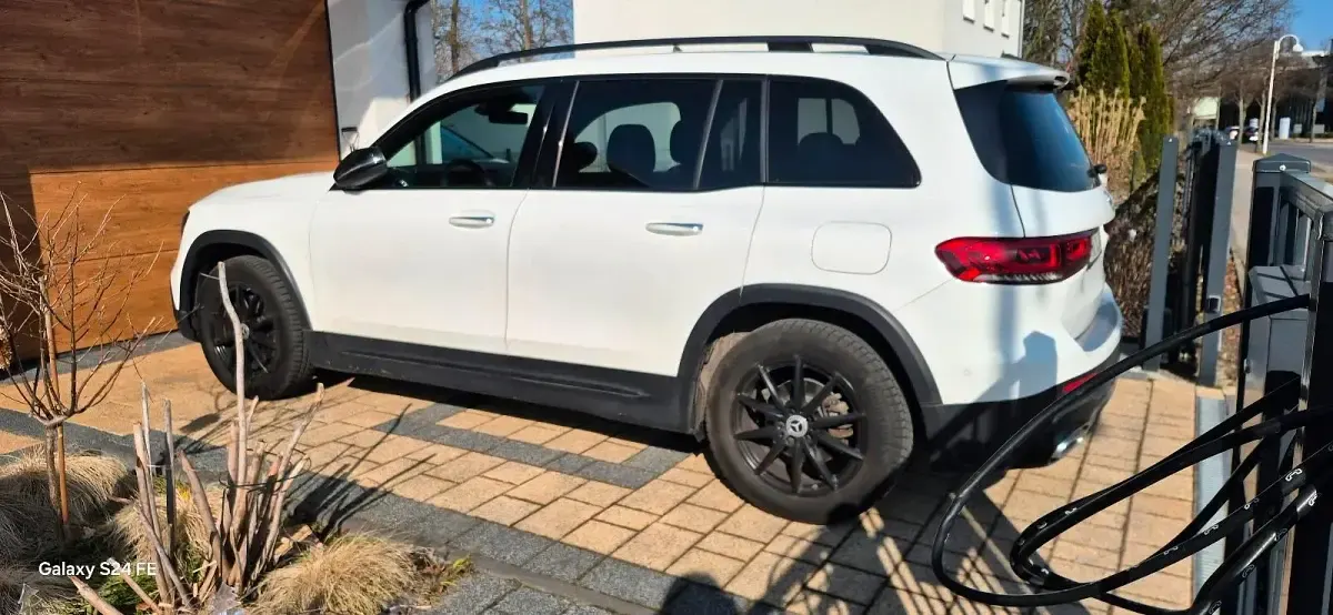 Gebraucht Mercedes GLB200 AMG line 150 PS (110 kW) 2021 Weiß SUV