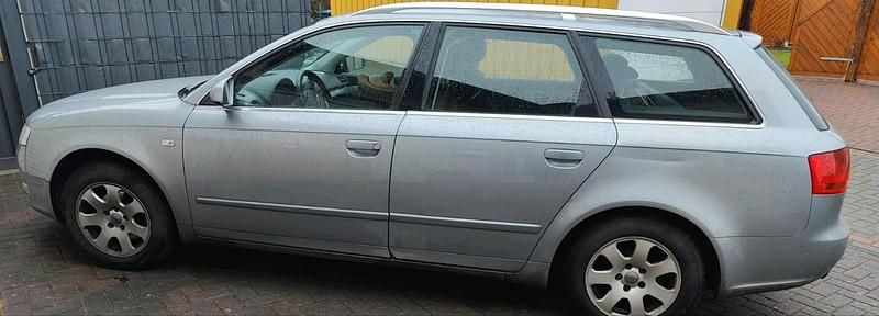 Grau Gebraucht 2005 Audi A4 Kombi | 2.000 € (Superpreis) - Bild 1/4