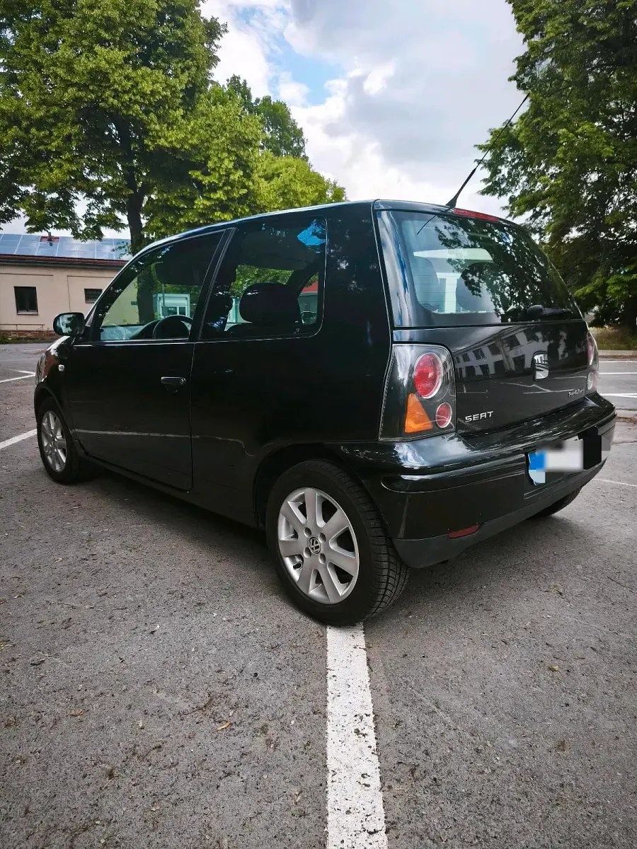 Gebraucht Seat Arosa 45 PS (33 kW) 2003 Schwarz Kleinwagen