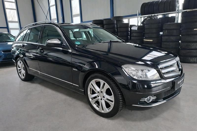Gebraucht Mercedes C220 170 PS (125 kW) 2008 Schwarz Kombi