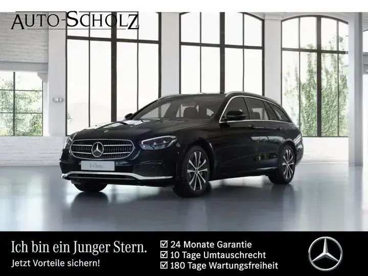 Unilack schwarz Gebraucht 2022 Mercedes E300 Avantgarde Limousine | 30.783 € (Superpreis) - Bild 1/3