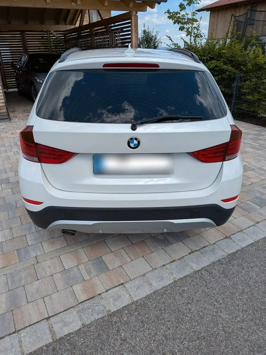 Gebraucht BMW X1 180 PS (132 kW) 2014 Weiß SUV