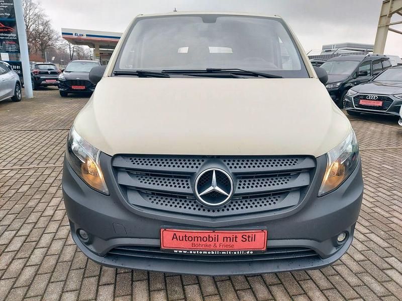 Gebraucht Mercedes Vito 163 PS (119 kW) 2017 Grau Van