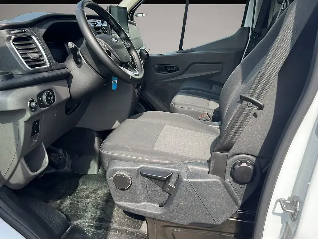Gebraucht Ford Transit Trend 131 PS (96 kW) 2025 Manufacturer