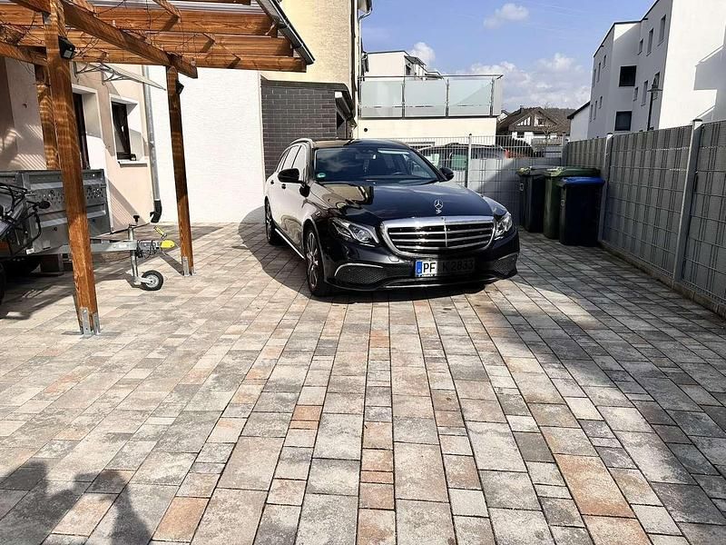 Gebraucht Mercedes E350 AMG line 258 PS (189 kW) 2017 Kombi