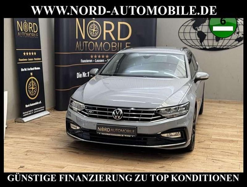 Gebraucht VW Passat R-line 200 PS (147 kW) 2022 Mondsteingrau (metallic) Kombi