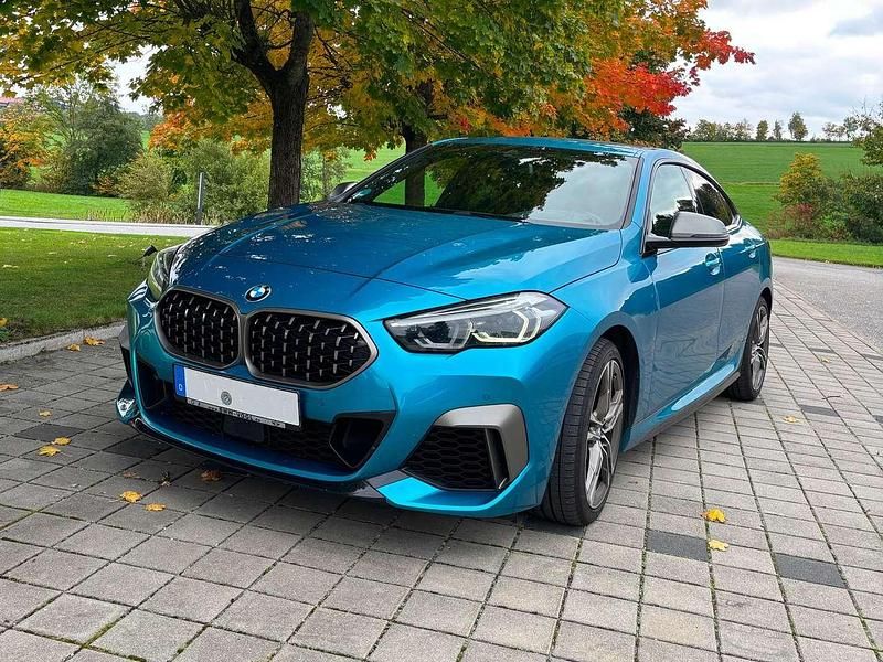 Blau Gebraucht 2020 BMW M235 Sport Line Coupé | 33.900 € (Fairer Preis) - Bild 1/4
