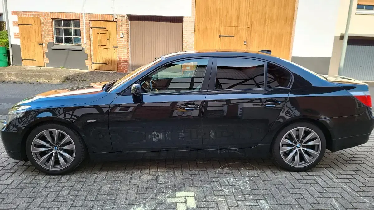 Gebraucht BMW 530 258 PS (189 kW) 2005 Schwarz Limousine