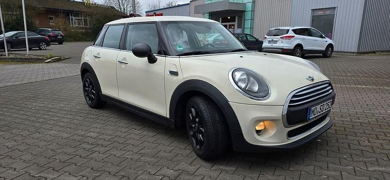Beige Gebraucht 2016 Mini ONE Kleinwagen | 9.500 € (Fairer Preis) - Bild 1/4
