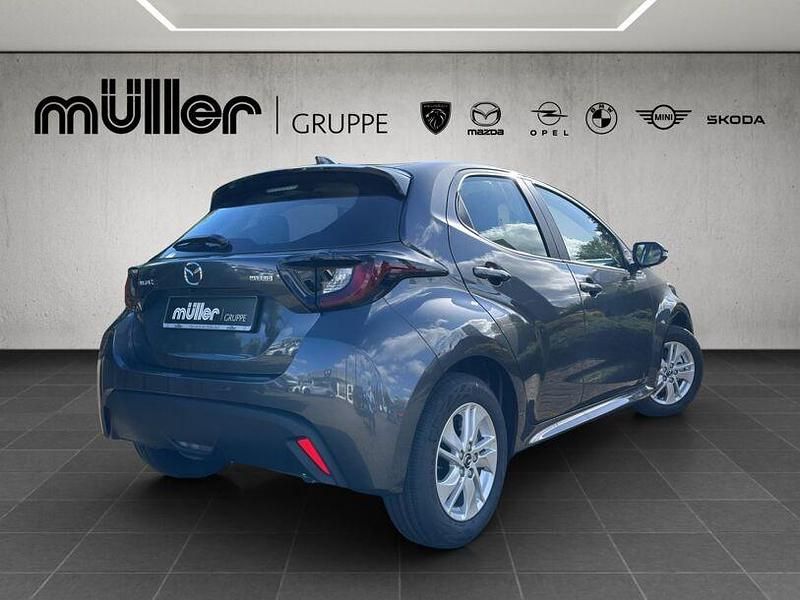 Neu Mazda 2 Center-Line 116 PS (85 kW) 2025 Lead grey Kleinwagen