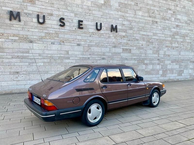 Andere farben Gebraucht 1988 Saab 900 Kleinwagen | 10.500 € - Bild 1/4