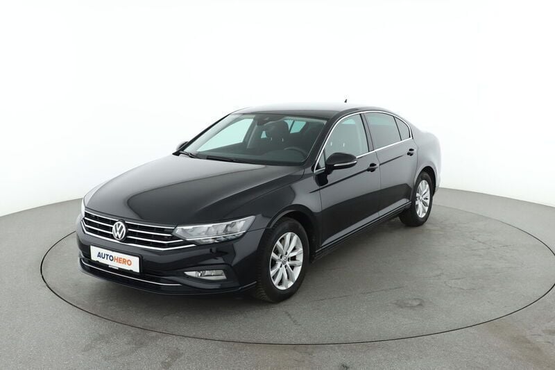 Schwarz Gebraucht 2020 VW Passat Business Limousine | 20.990 € (Fairer Preis) - Bild 1/4
