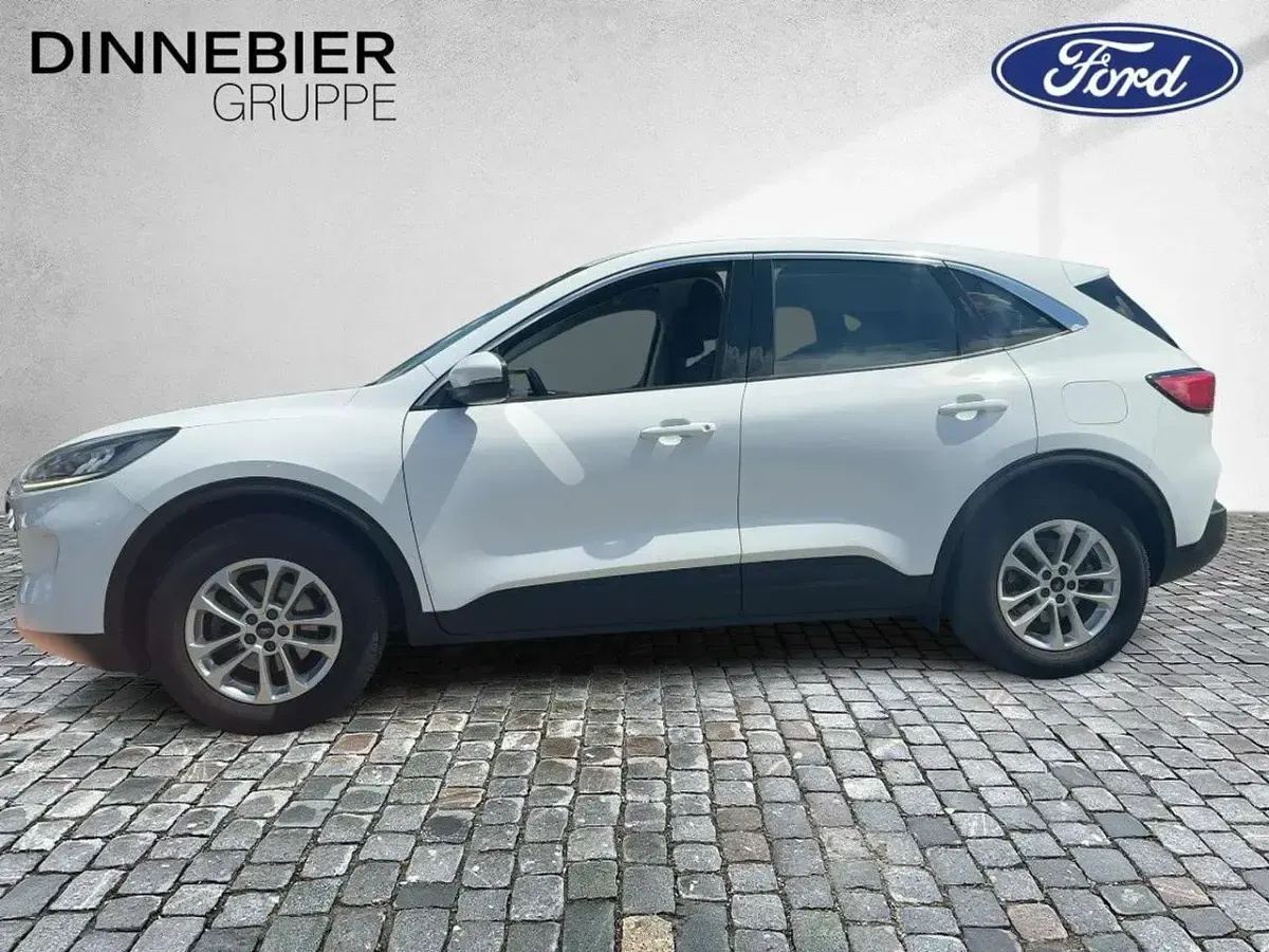 Gebraucht Ford Kuga Trend 120 PS (88 kW) 2021 Frost weiss SUV