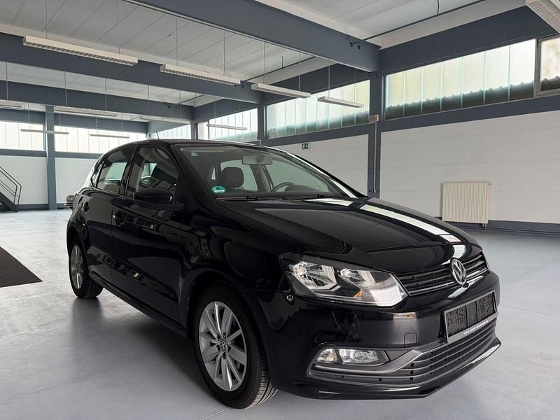 Gebraucht VW Polo 90 PS (66 kW) 2016 Schwarz Kleinwagen