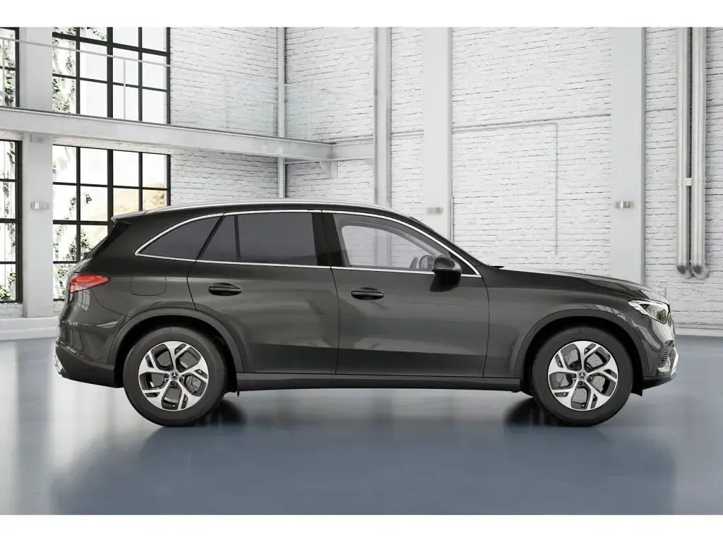 Gebraucht Mercedes GLC300 Avantgarde 204 PS (150 kW) 2023 Metalliclack graphitgrau SUV