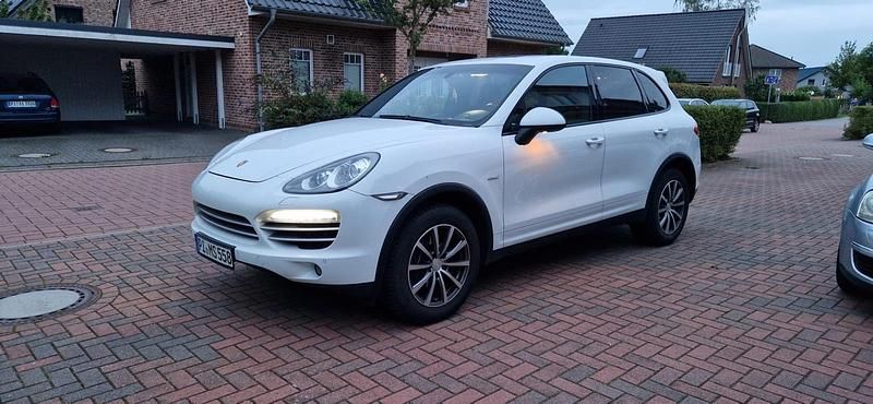 Weiß Gebraucht 2014 Porsche Cayenne Edition SUV | 21.499 € (Superpreis) - Bild 1/4