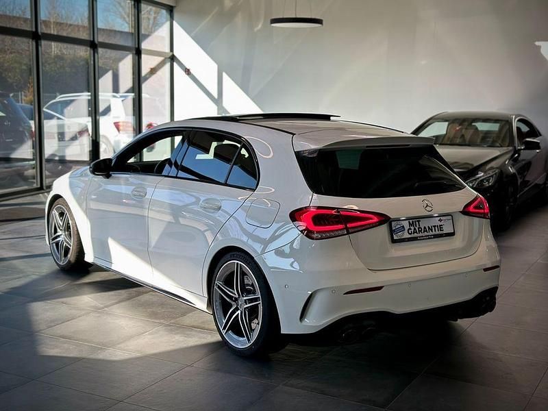 Gebraucht Mercedes A45 AMG AMG 387 PS (284 kW) 2022 Weiß Limousine