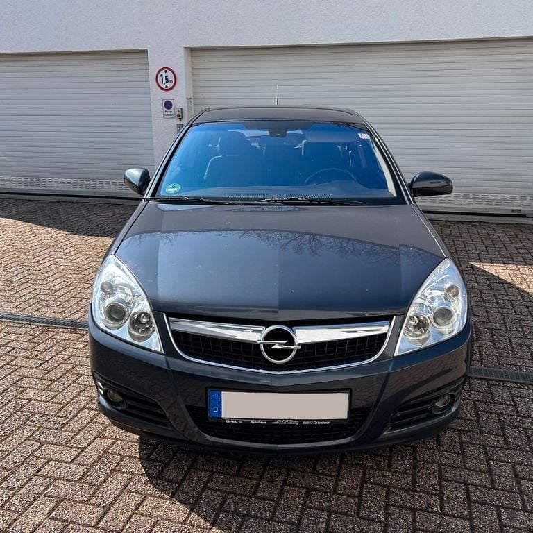 Gebraucht Opel Vectra 140 PS (102 kW) 2007 Grau Limousine