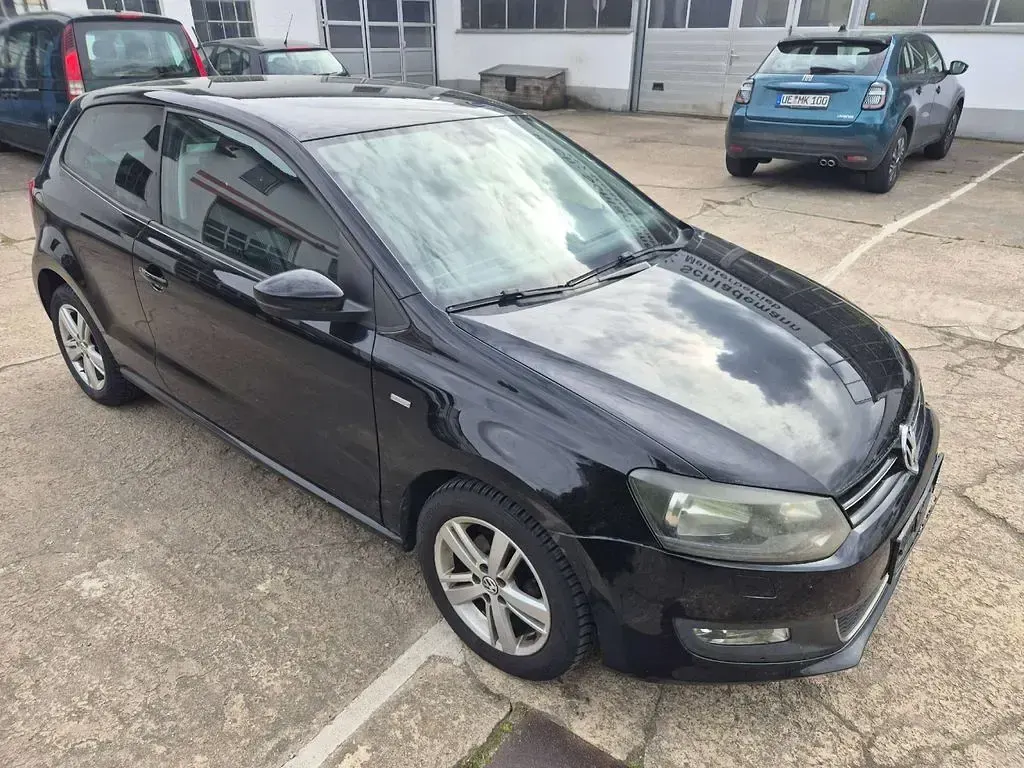 Gebraucht VW Polo Match 69 PS (50 kW) 2012 Schwarz Kleinwagen