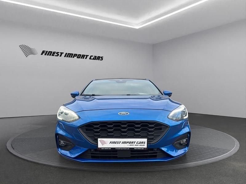 Używany Ford Focus ST-Line 151 KM (111 kW) 2019 Niebieski Sedan/Limuzyna
