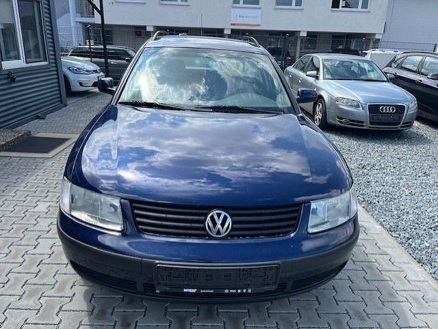Other Gebraucht 2000 VW Passat Edition Kombi | 550 € - Bild 1/4