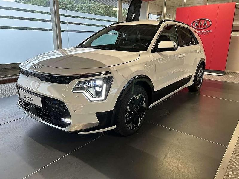 Gebraucht Kia e-Niro Spirit 150 kW (204 PS) 2024 Snow white pearl SUV