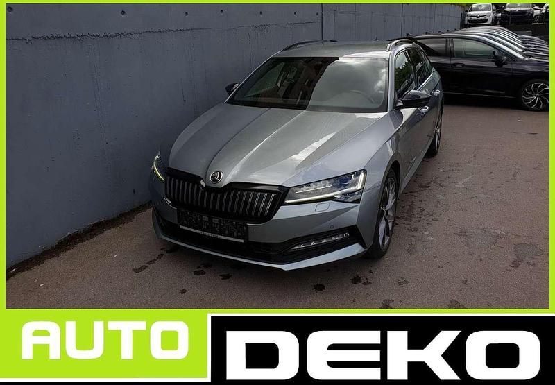 Business grau metallic Gebraucht 2021 Skoda Superb SportLine Kombi | 22.970 € (Fairer Preis) - Bild 1/4